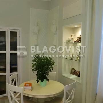 Юрківська вул., 37