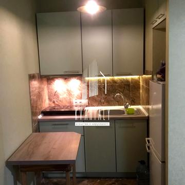 Замковецька вул., 44