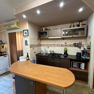 23 Серпня вул., 65