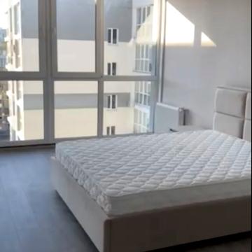 Білогірська вул., 18-В