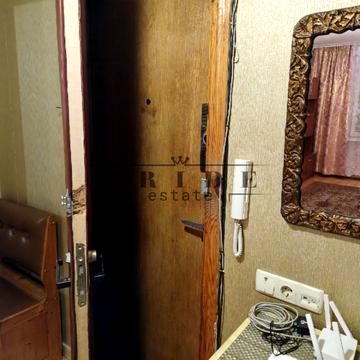 Милославська вул., 17