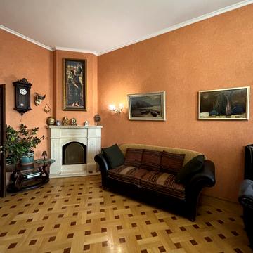 Лютеранська вул., 6