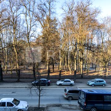 Чорновола вул., 117