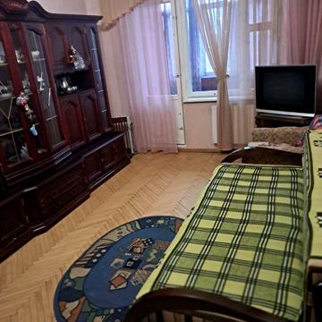 Жуля Верна бульв. (Ромена Роллана), 7-Б