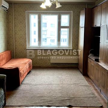 Автозаводська вул., 79