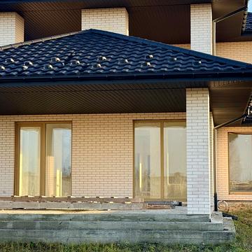 Сонячна вул., 1