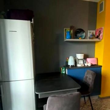 Академіка Кіпріанова вул., 4