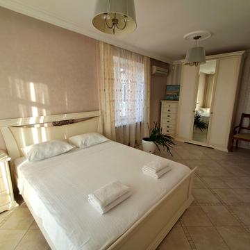 Шампанський пров., 3а