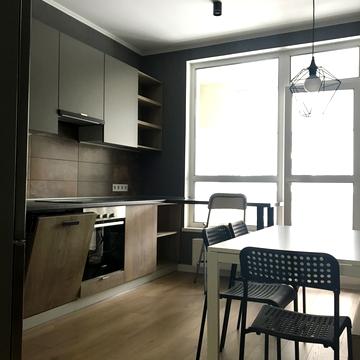 Європейського Союзу просп. (Правди), 45-А