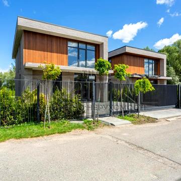 вул. Ганни Ярославни