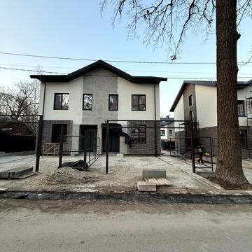 Академіка Ромоданова вул. (Льва Толстого)