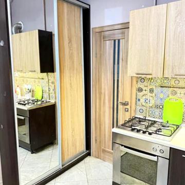 Олександра Духновича вул., 11