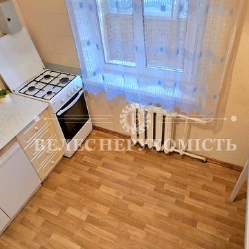 Михайла Котельникова вул., 7