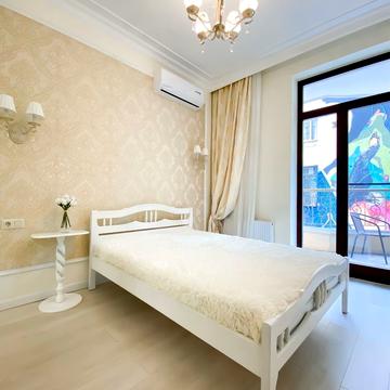 Французький бульв., 30