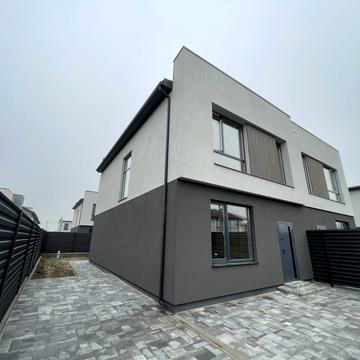 Козацька вул., 28