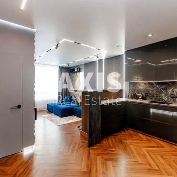 Дніпровська набережна вул., 15-Є