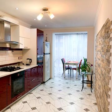 Соборна вул. (), 10-А