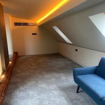 Адама Міцкевича пл., 5