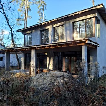 Михайла Чалого вул., 47а