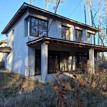 Михайла Чалого вул., 47а