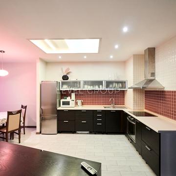 Митрополита Андрея Шептицького вул. (Анатолія Луначарського), 10