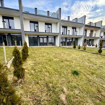 Наварійська вул.