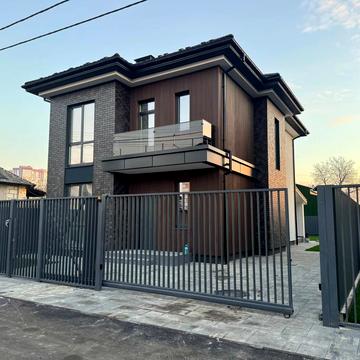 49-та Садова вул., 3