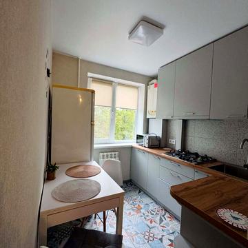 Леоніда Каденюка вул. (Пацаєва), 5 к2