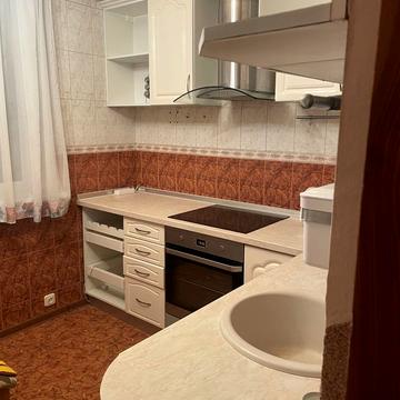 Северина Потоцького вул. (Сімнадцятого партзїзду), 34б