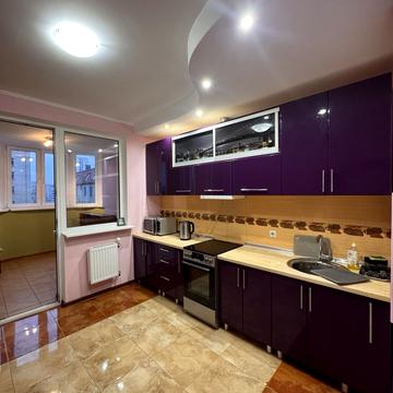 Стрілецька вул. (Червоноармійська), 1