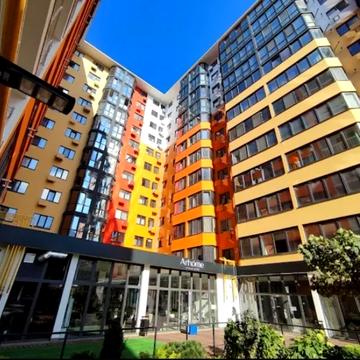 Олексія Вадатурського вул. (Маршала Малиновського), 18