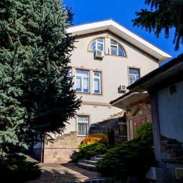 Ярова вул. (Гаврилюка), 27