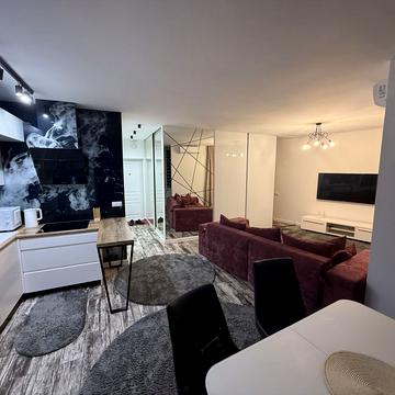 Володимира Івасюка просп. (Героїв Сталінграду), 2-Д