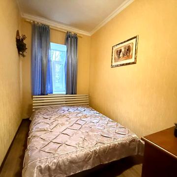 Покровська вул. (Жовтнева), 24