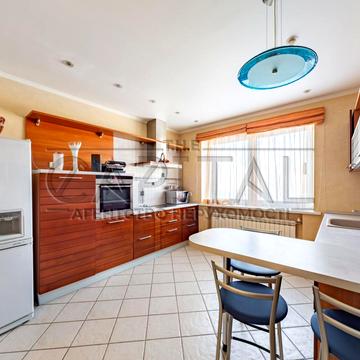 Київська вул.