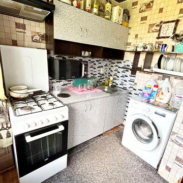 Охтирська вул., 15