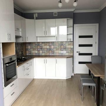 Малоголосківська вул., 12б