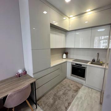 Любомира Гузара просп. (Космонавта Комарова), 13