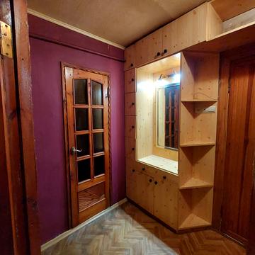 Волонтерська, 4