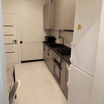 Лесі Українки вул., 21