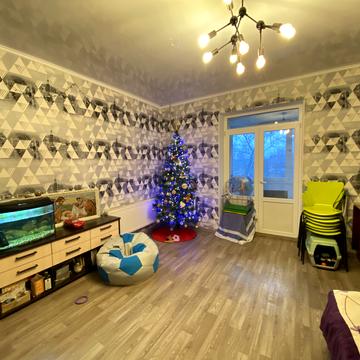 Героїв України просп. (Героїв Сталінграду), 73