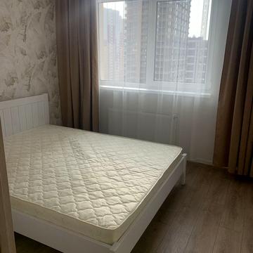 Європейського Союзу просп. (Правди), 41-В