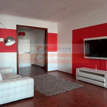 Саксаганського вул., 121