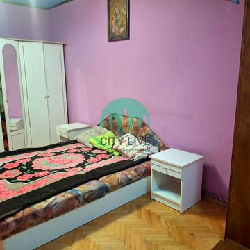 Гната Хоткевича вул., 85