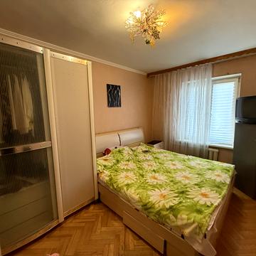 Драгоманова вул., 20