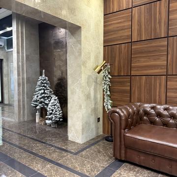 Староміська вул., 1/2