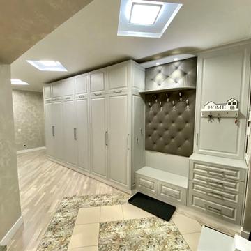 Бориспільська вул., 6