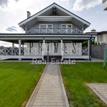 Святищенська вул.