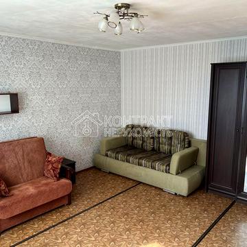 Луї Пастера вул., 179