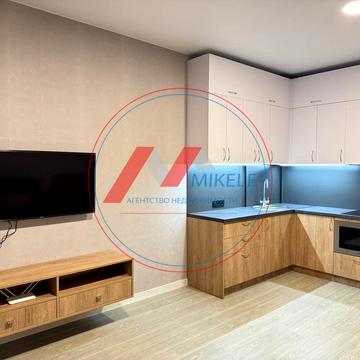 Залізнична вул., 32